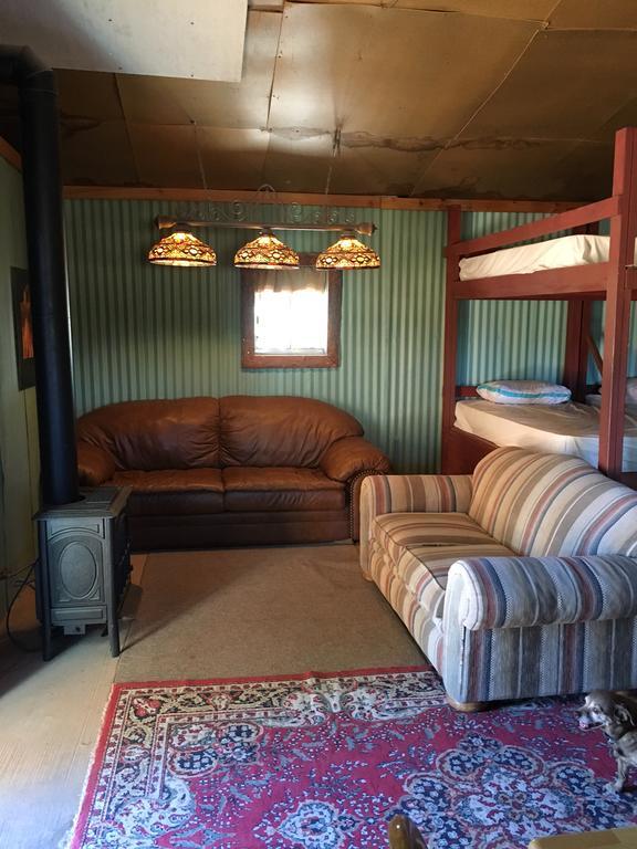 ホテルParia River Ranch ビッグ・ウォーター エクステリア 写真
